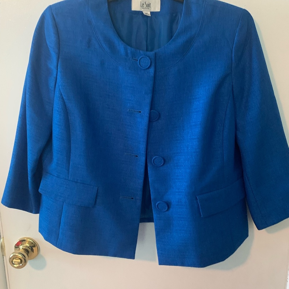 Le Suit Blue Blazer and skirt Structured Professional Wear